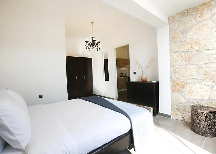 Luxury Apartments Christos
